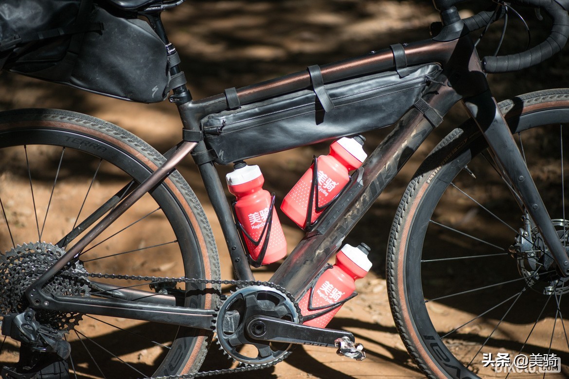 冒险砾石公路车评测,闪电公路车s-workssl7入门级