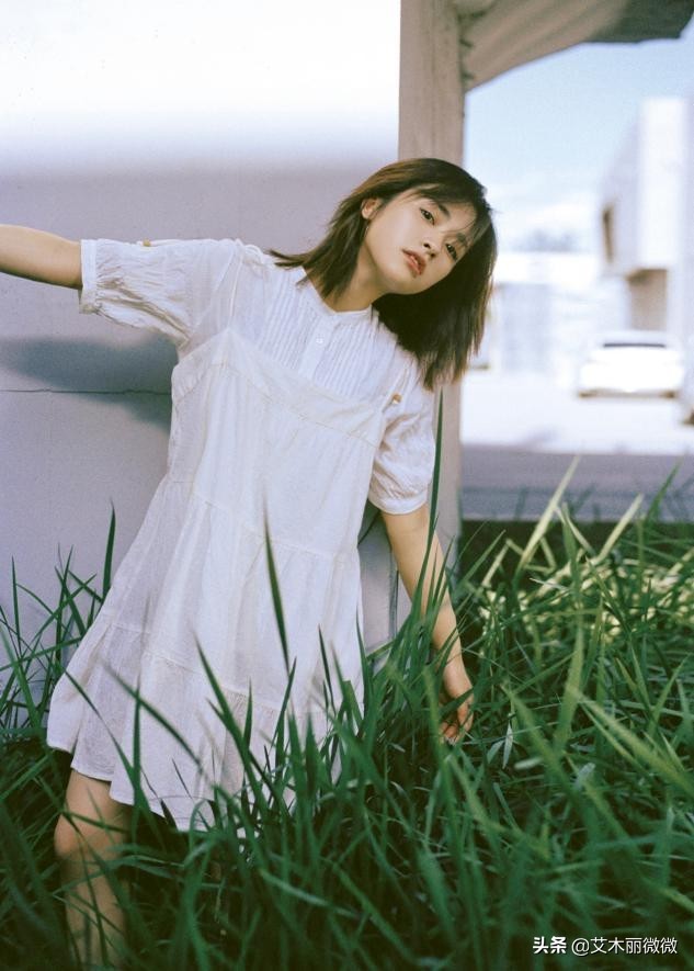 日系女星沈月写真图片,日系少女沈月穿搭