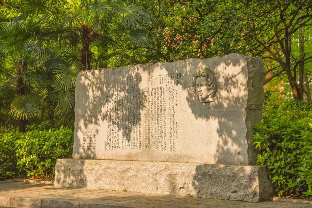 青年毛主席，榜首进一中！他曾就读的长沙市一中究竟有多牛？