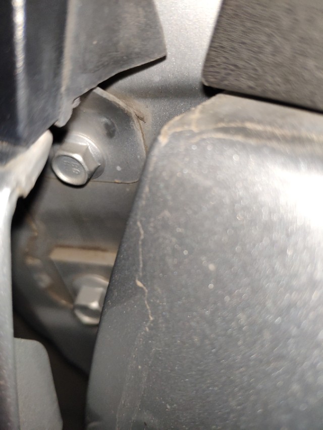 2012年奇瑞风云2现在能卖多少钱,六年的奇瑞风云2能卖多少钱