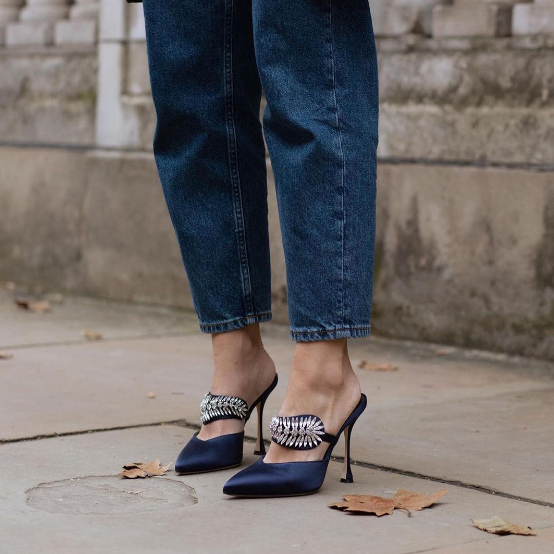 经典奢侈高跟鞋品牌有哪些,时尚界的宠儿高跟鞋的演变史