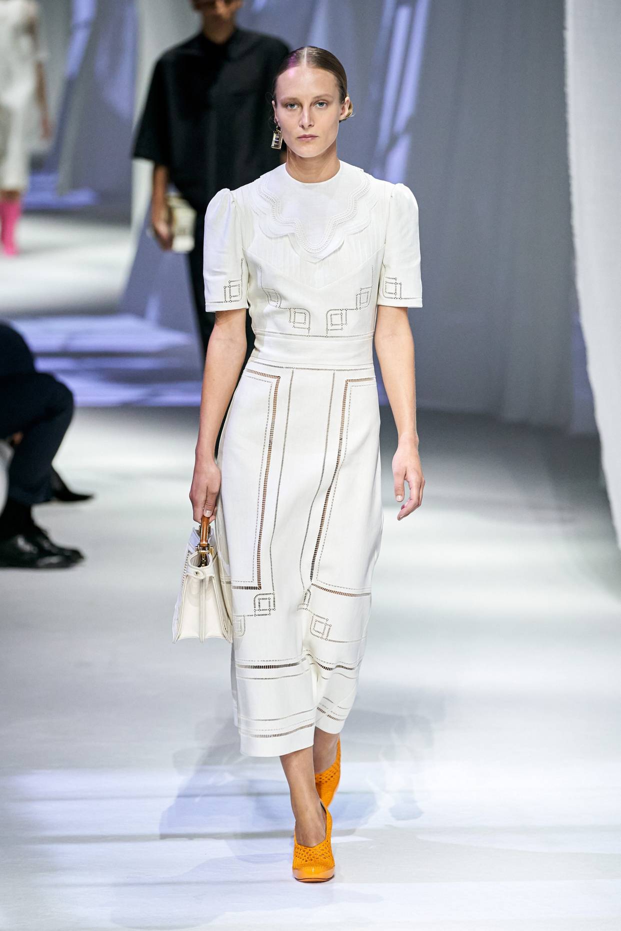 潮牌Fendi春夏时尚解读：５个重点，照穿就行