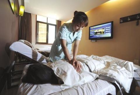 做按摩工作女人好不好,从事按摩业的女人心里都会失落吗