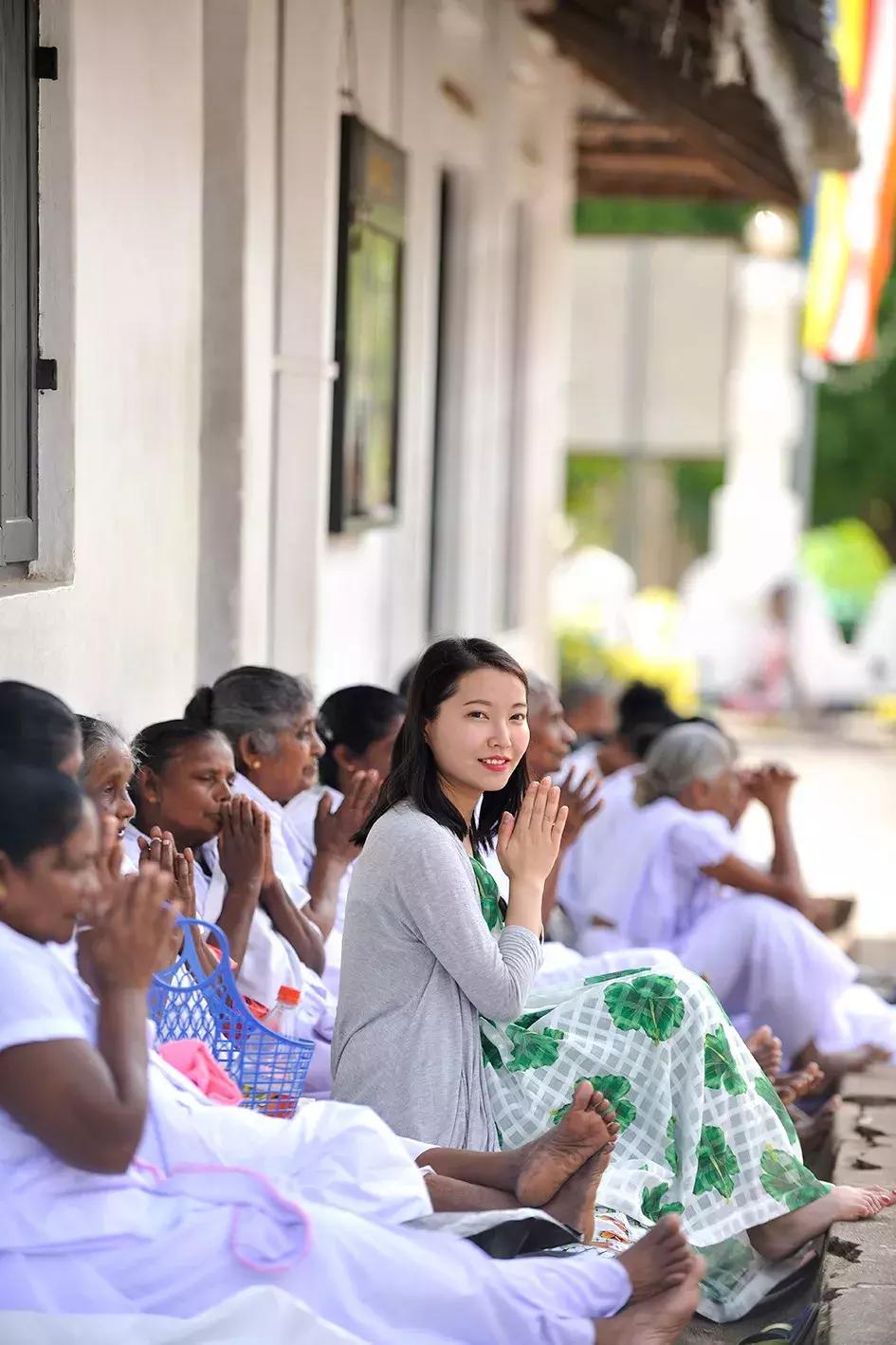 印度洋孕育了风情万种，看看庄培芳“微笑的斯里兰卡”就能感受到