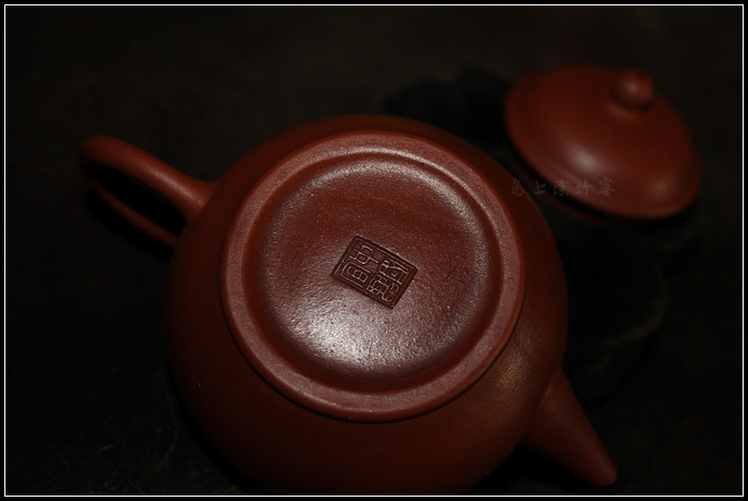 紫砂壶红泥和紫泥有什么区别,关于紫砂泥料您想了解什么呢