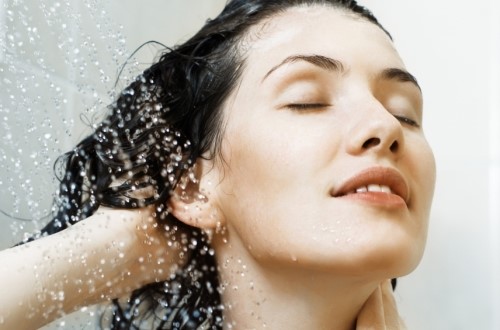 坐月子穿衣注意事项,如何避免坐月子不留月子病