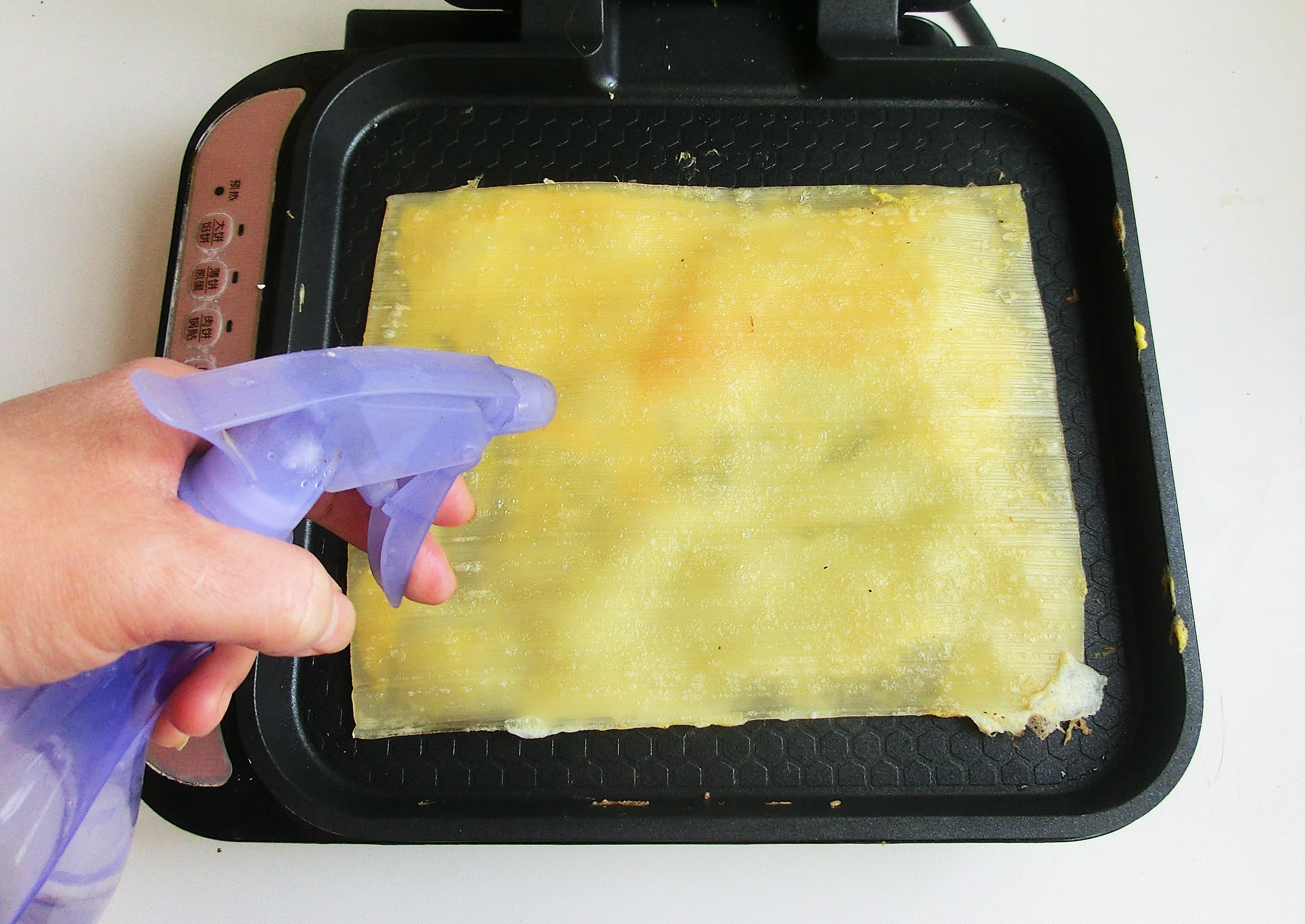 电饼铛做什么食物好吃方便又快捷,家中的电饼铛如何制作出来美食呢