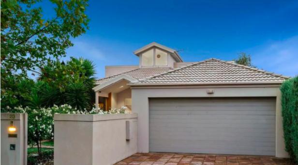 墨尔本平民房价,国外凶宅二手房出售