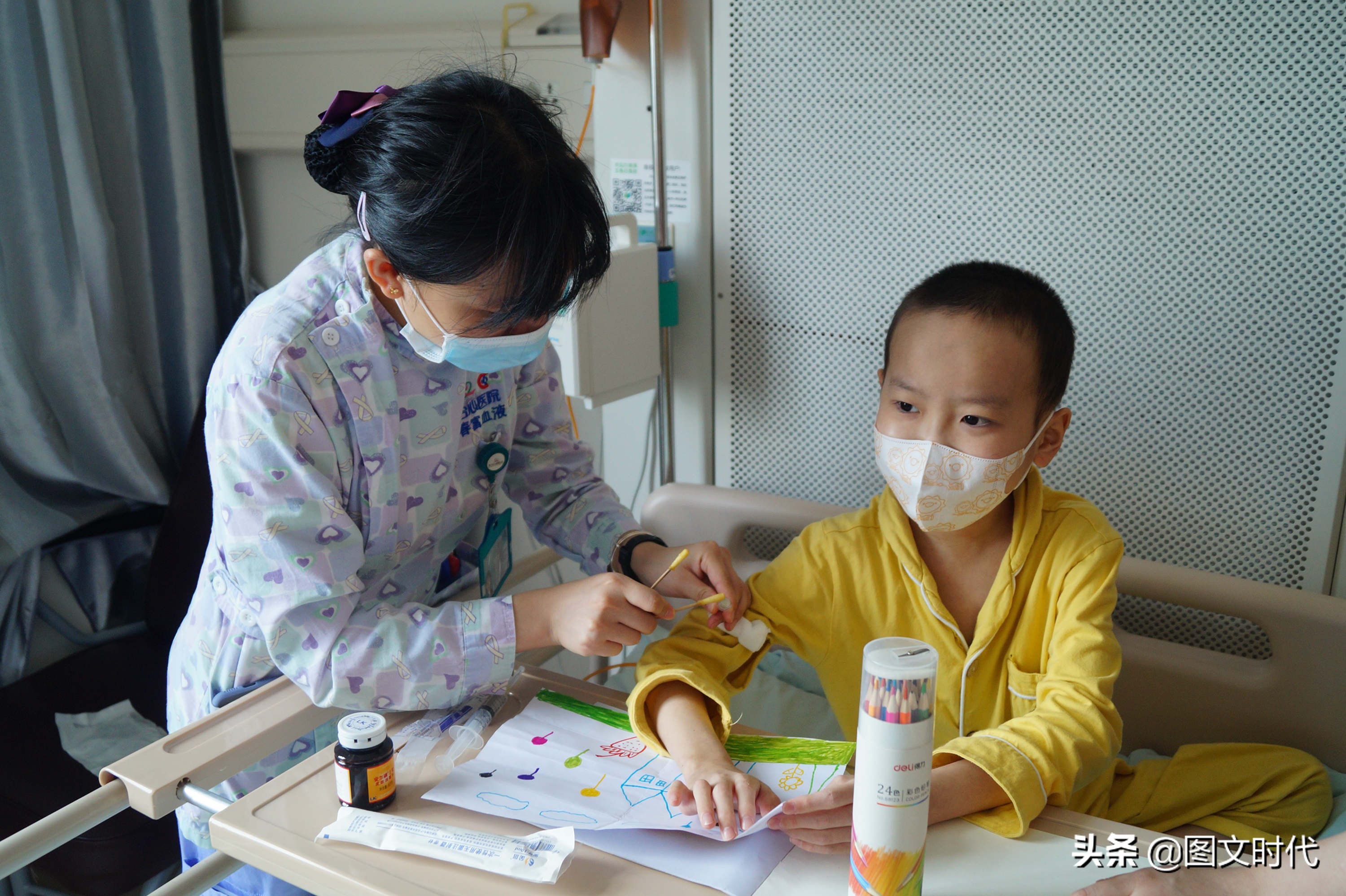 8岁男童挖鼻孔住院,一男子为救孩子被掏空