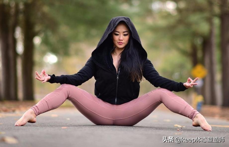 日常放松助眠瑜伽课,十分钟秋季瑜伽消除身体疲惫