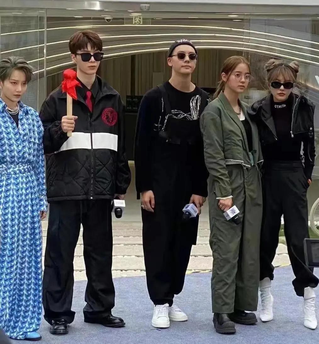 和罗志祥分手7个月后，周扬青终于要出道做女明星了...