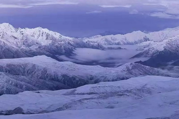 巴音布鲁克镇冬天的生活,巴音郭楞自治州和静县冬天
