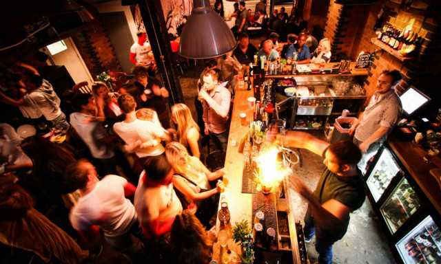 英国本科没毕业可以认证吗,英国硕士毕业论文没过怎么办