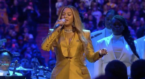 湖人悼念科比最后一场,直击湖人悼念科比