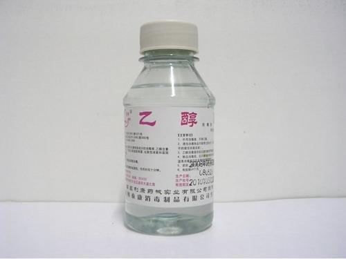 鞋子发臭最简单的方法,鞋子发臭怎么办教你一招轻松解决