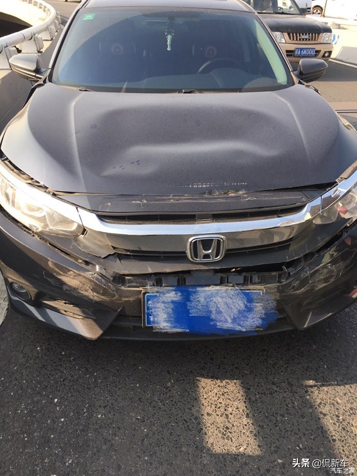 小车被撞凹陷怎么办,车尾被撞小凸要维修吗