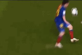 巅峰期的罗纳尔多和梅西,罗纳尔多和梅西选谁