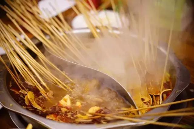 乐山网红美食街—张公桥，让你的每个夜晚都不重样