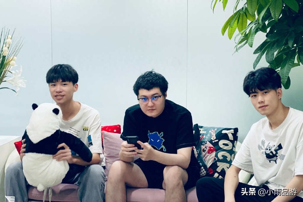 蓝柚回归ag,bfg电子竞技俱乐部蓝柚