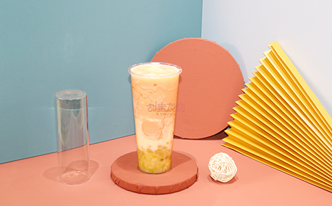 甜蜜友约冰淇淋加盟店开在哪里好,甜蜜冰淇淋加盟代理