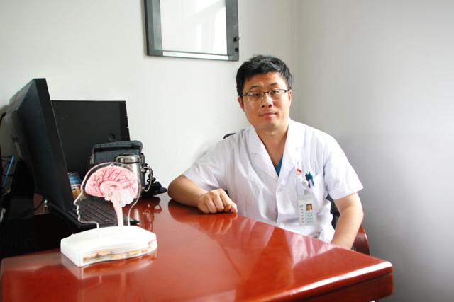 鼻漏手术是怎么修复的,隆鼻脑脊液鼻漏