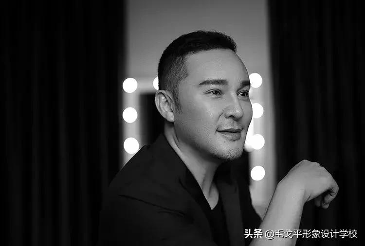 顶级化妆大师毛戈平的抖音,毛戈平在化妆界的地位