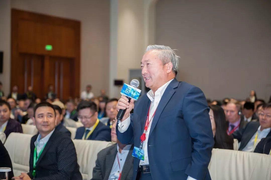 马云环球转型论坛演讲,马云早期采访说想改变世界