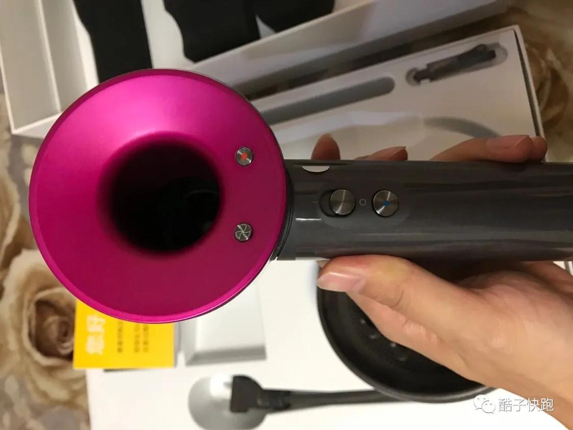 戴森吹风机79元,戴森多功能美发棒2999