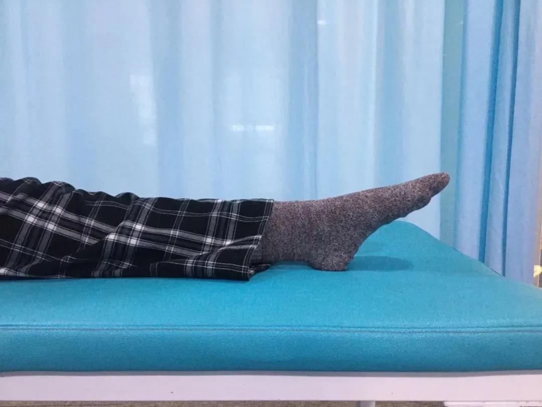 踝关节损伤没肿是不是就没事,踝关节损伤一周没有消肿