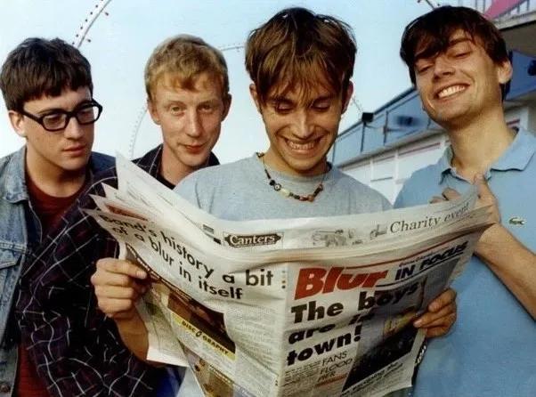 明星遗物被炒出,把明星礼物转卖