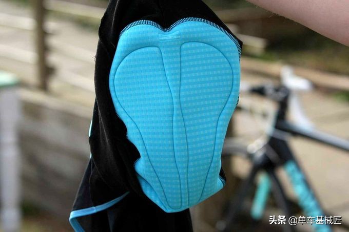 怎样提高自行车骑行技巧,如何提高骑车的平衡感