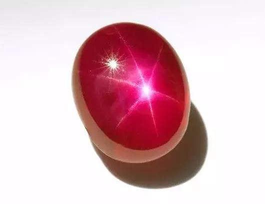 石头上有花纹的石头值多少,石头上有龙图案值钱