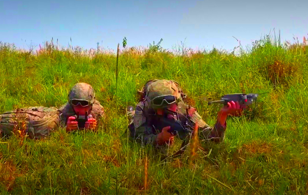 美国负责设想中国负责实现,今天的解放军新式步兵*器武**和装备清单