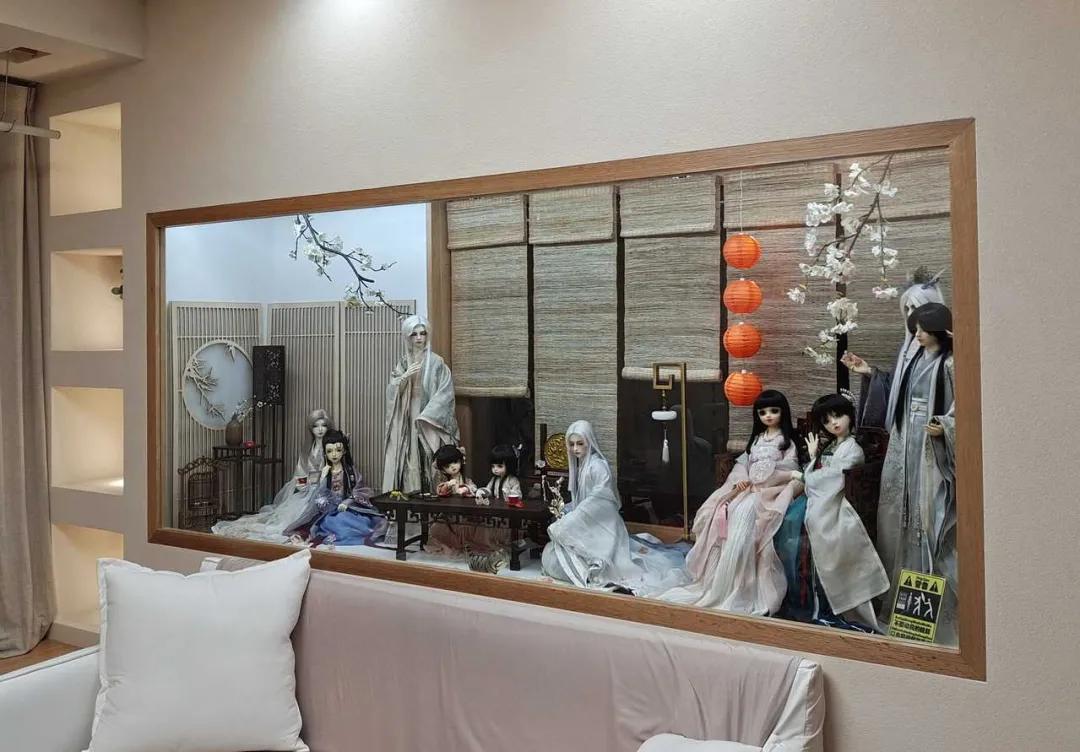 后浪宠儿BJD：顶级化妆师一单收费上万，限量娃衣升值近19倍