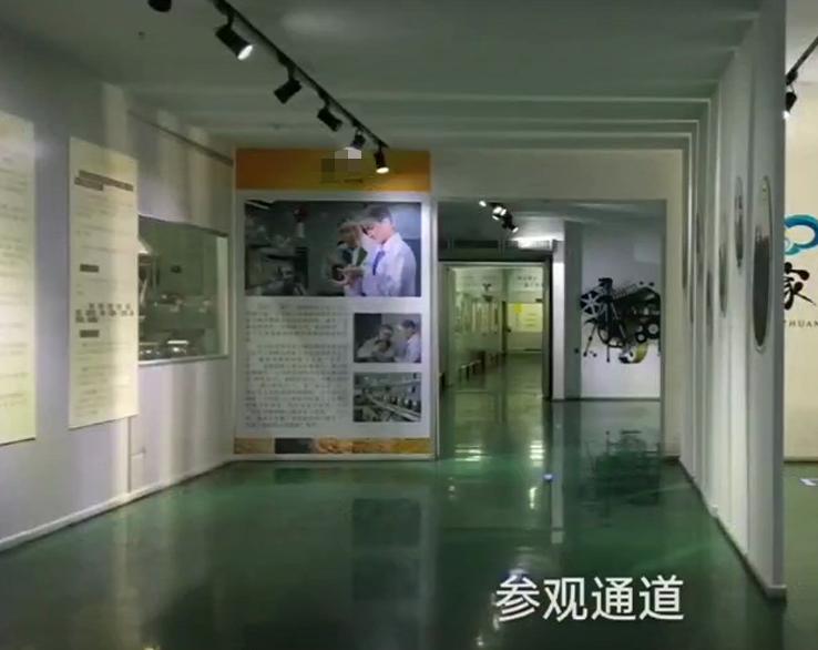 何家劲工厂图片,何家劲晒自家工厂内景