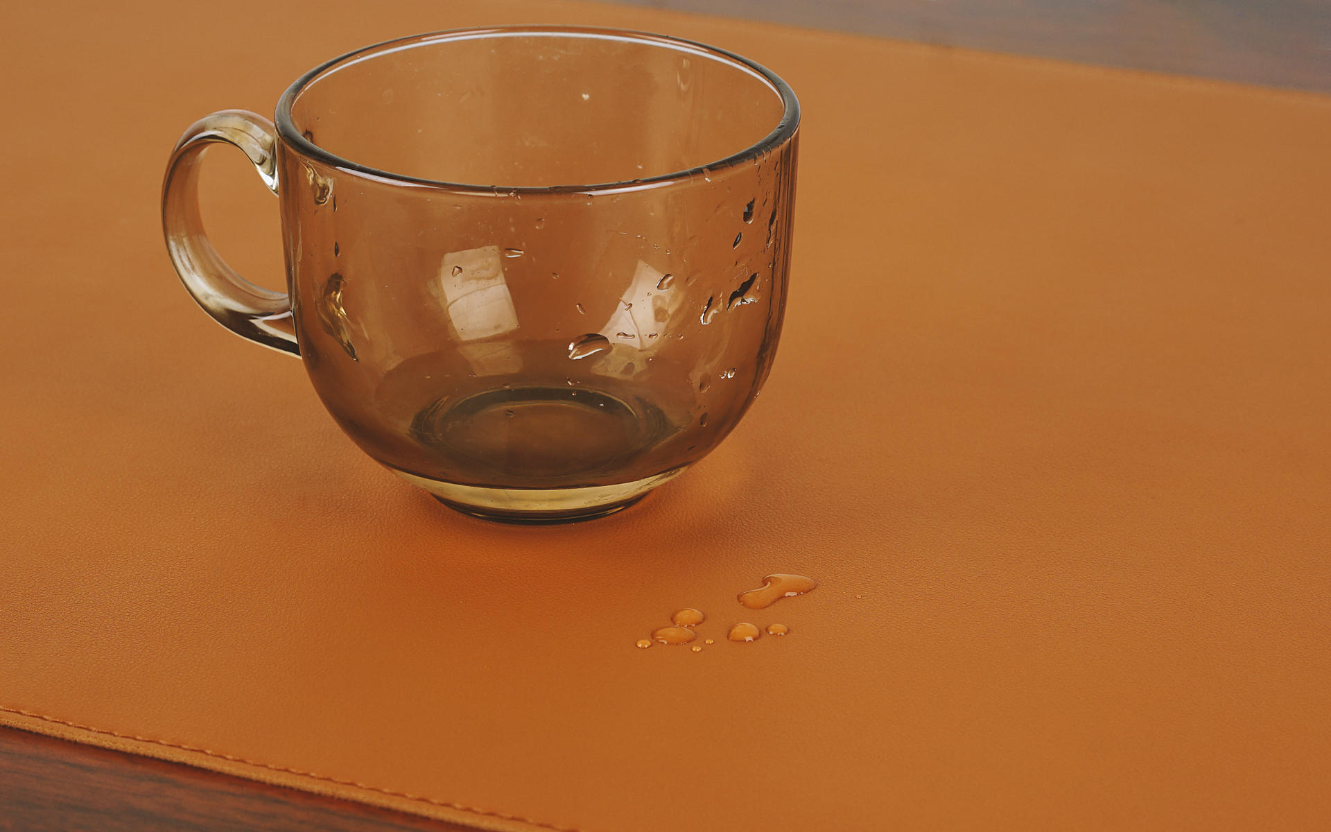 渐变白鼠标垫测评,细面亲肤鼠标垫推荐