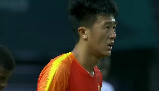 足球丨国足连续12次参加！刘洋挤掉范晓冬？延边快乐足球