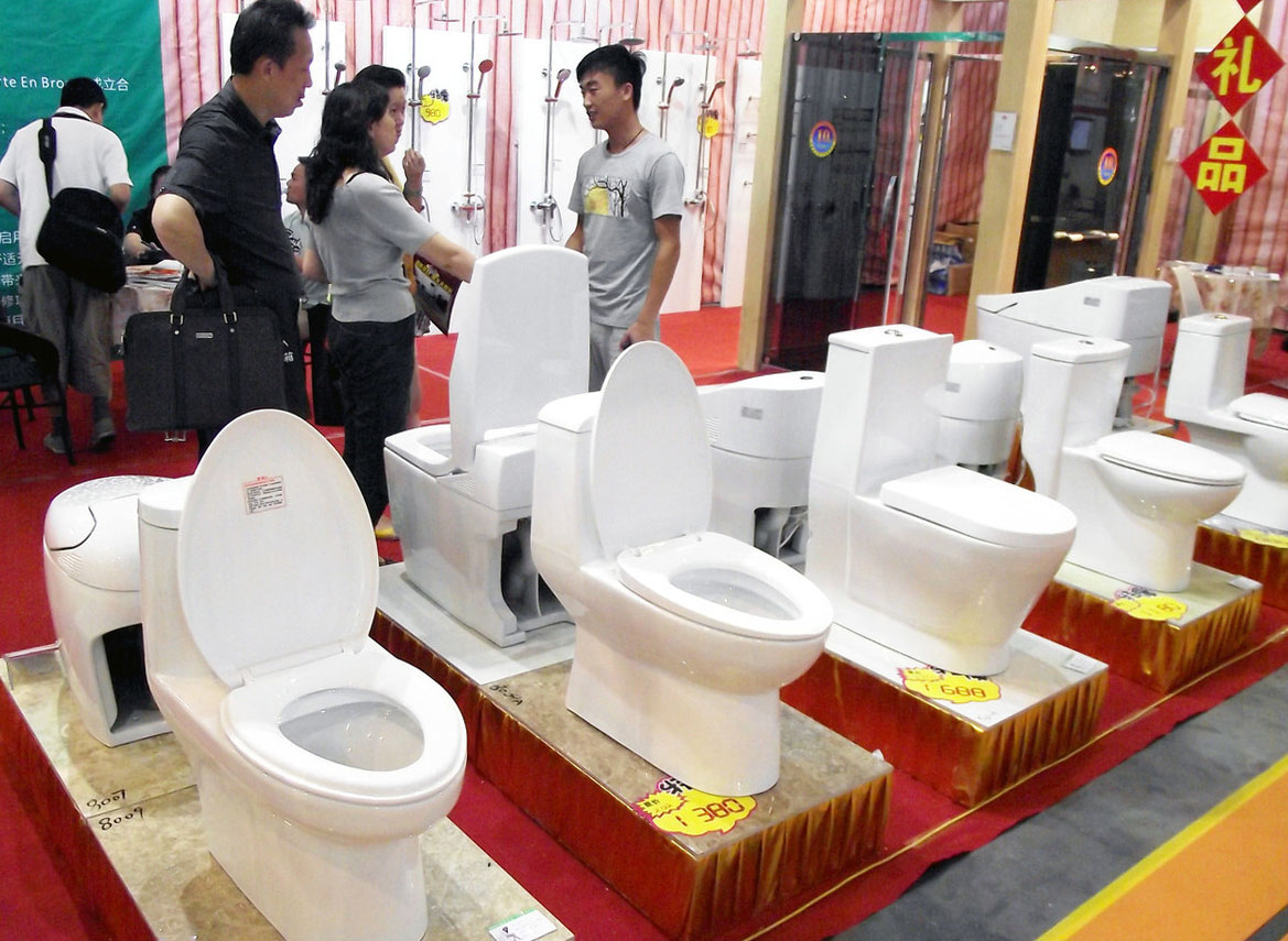 马桶销售：马桶，别买太贵的，选对这几个方面，买500元的就够用