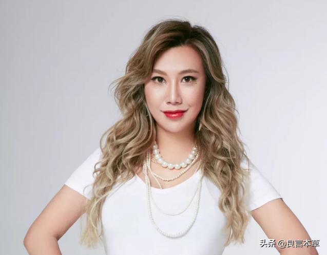 她演《功夫》戏被删,被星辉公司“藏”了6年,凭《唐人街2》翻身