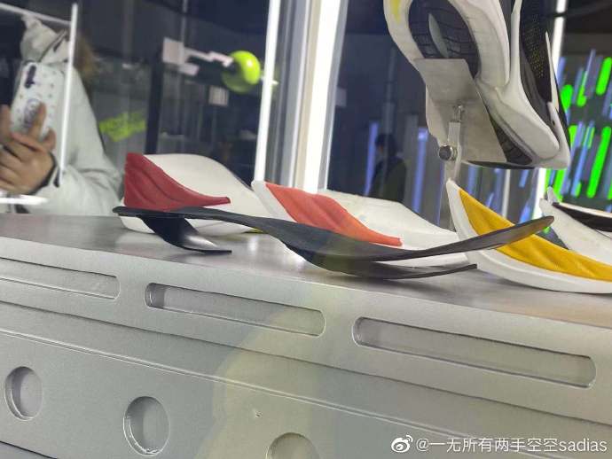 超越李宁片段,超越阿迪耐克