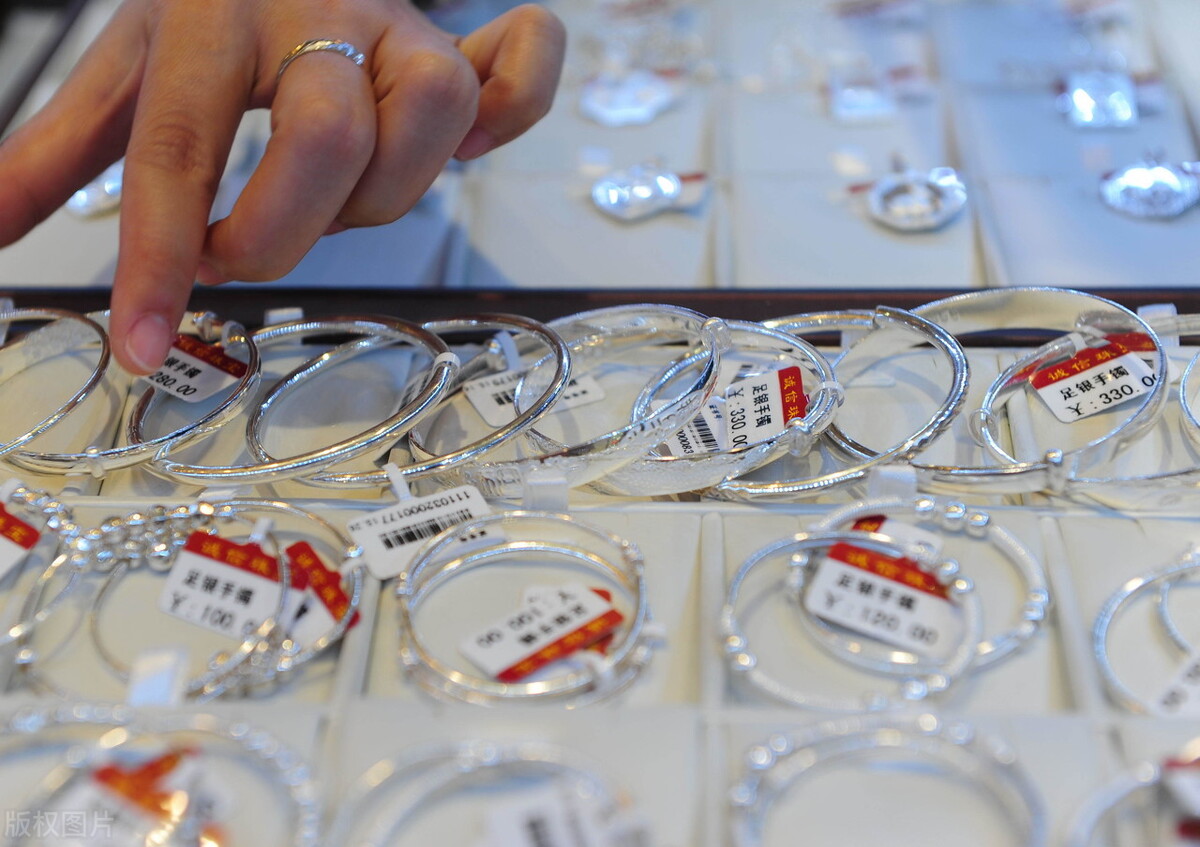 怎么辨别银饰品的真假,银饰怎么区分是不是真纯银