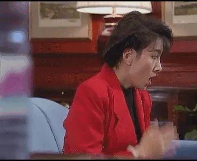 为爱息影,何莉莉26岁放弃事业嫁入豪门