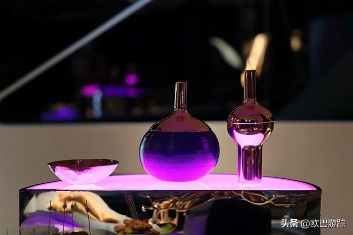 上海东方明珠塔里藏了一个酒店,你知道东方明珠有个酒店吗