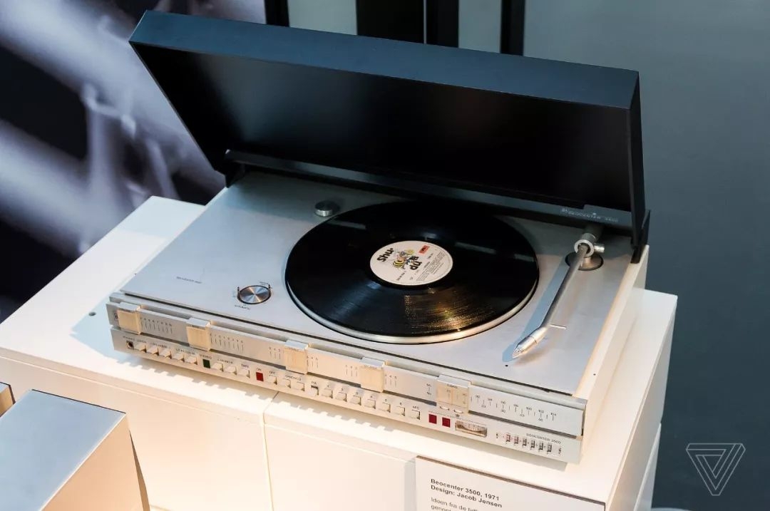 乔布斯买魅族,乔布斯囤货