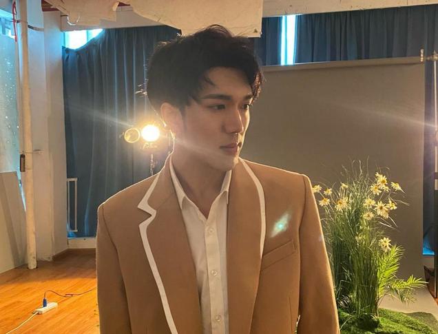 韩美娟曾遭校园暴力采访,韩美娟被骂完整视频