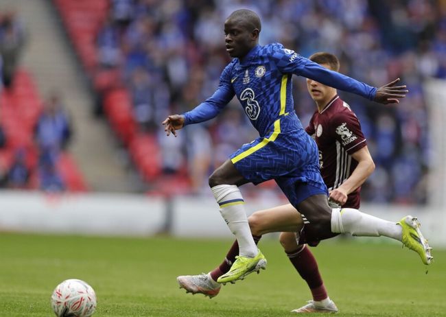 关公面前耍大刀不知天高地厚,关公面前耍大刀张飞