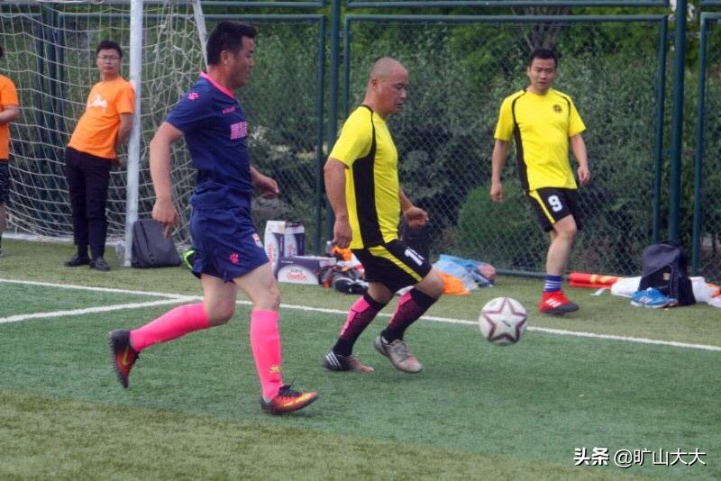 “喜欢你就来”-盛泽球迷协会赴灵武市交流足球文化