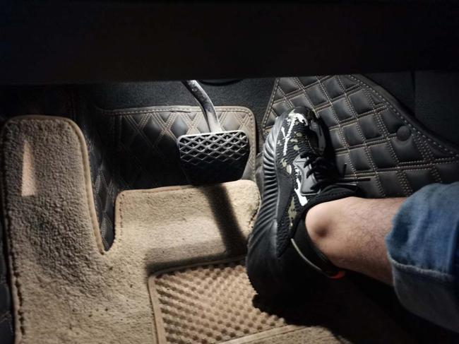 宝马320i23款沉浸式体验,2016款宝马320gt怎么样