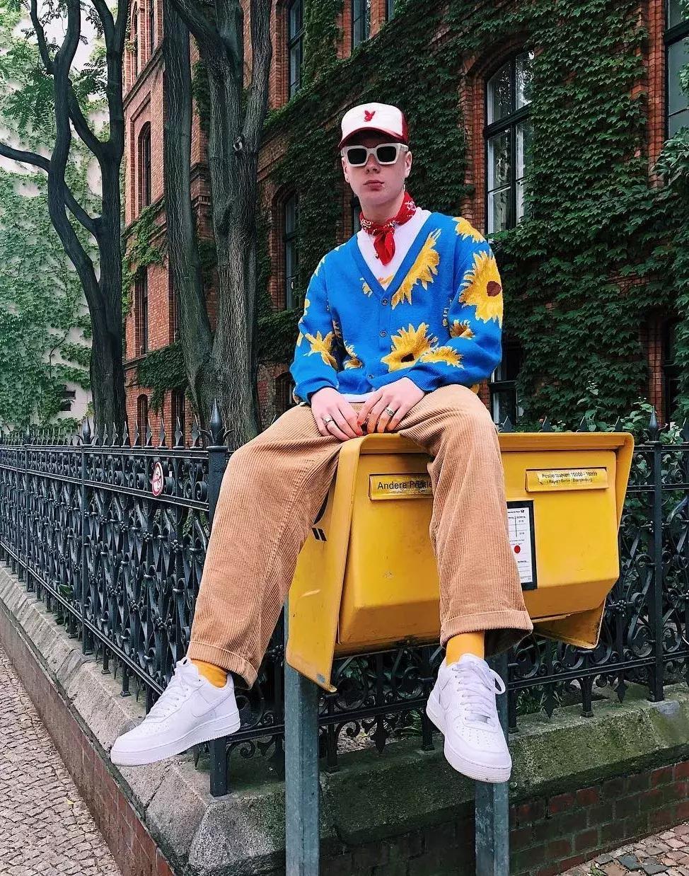 ins最火的“潮童”|5岁迷倒众生，10岁创立个人潮牌....