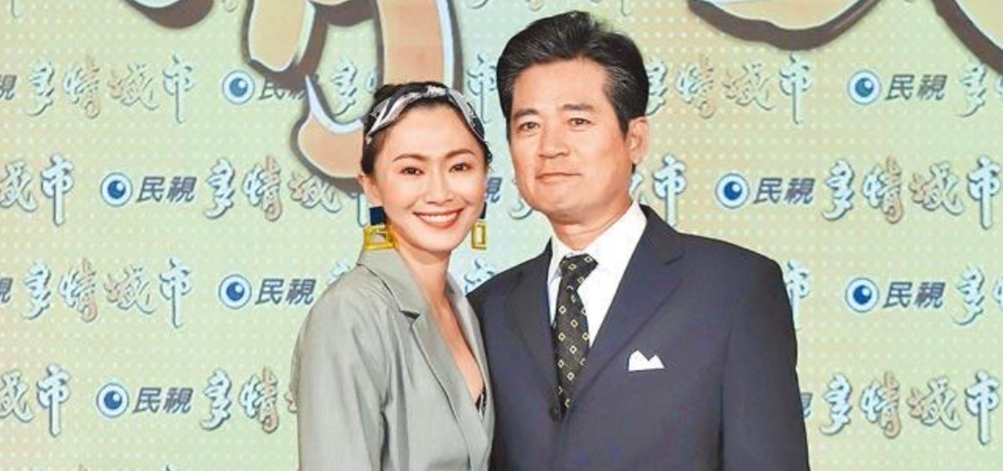 携手十多年恩爱夫妻集锦,恩爱多年明星夫妻